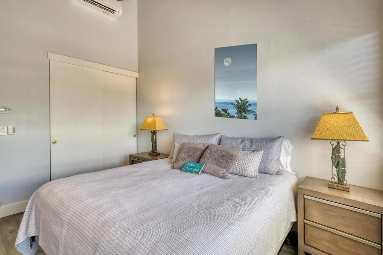 Holiday home Kamaole Sands 10-403, Split Ac, Ocean Views, 2/2 Wailea  United States